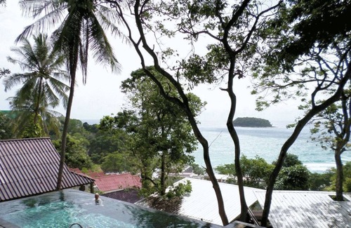 Kata Resort | 1 bed room with 2 single beds in Kata Beach B8