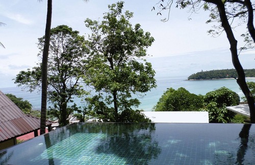 Kata Resort | 1 bed room with 2 single beds in Kata Beach B8