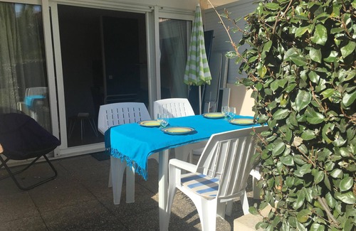 Vieux-Boucau-les-Bains Apartment | 1-bedroom apartment, lakeside, Le Boucanier residence, 5 minutes from the ocean
