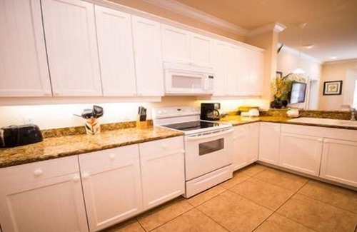 Bradenton Beach Hotel | 1 Bedroom, 1 Bathroom standard apartment. NO PETS