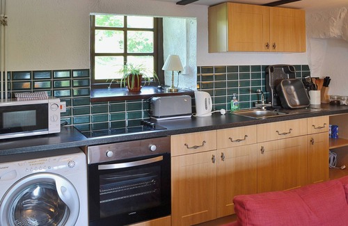 Pentrefelin Cottage | 1 bedroom accommodation in near Criccieth