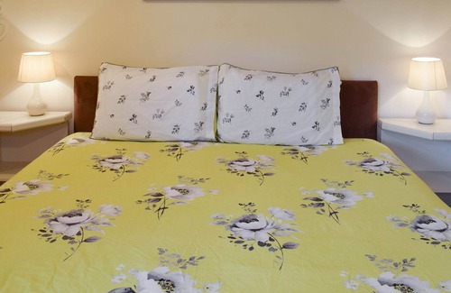 Rustington Cottage | 1 bedroom accommodation in Rustington, near Littlehampton