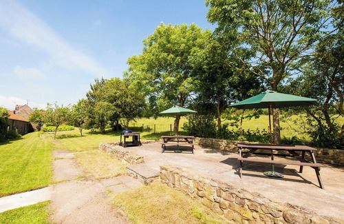Staintondale Cottage | 1 bedroom accommodation in Cloughton, near Harwood Dale
