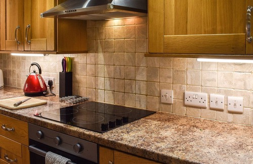 Ainley Top Cottage | 1 bedroom accommodation in Golcar, near Holmfirth