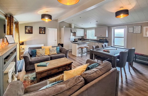 Raywell Ski Chalet | 1 bedroom accommodation in Raywell, Beverley