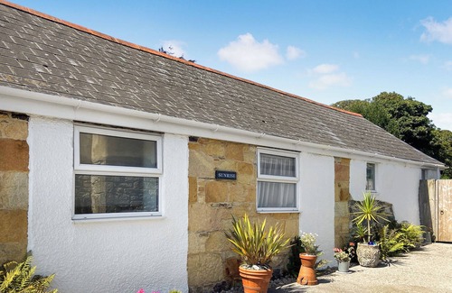 High Street Cottage | 1 bedroom accommodation in St Austell