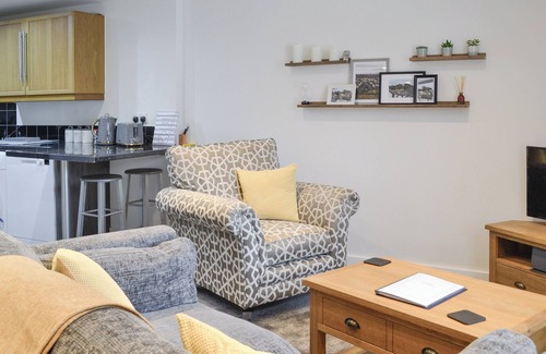 Wing Cottage | 1 bedroom accommodation in Brampton