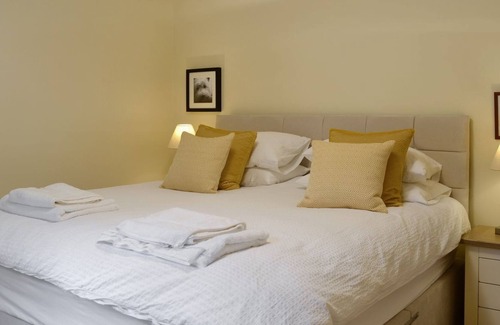 Glenisla Cottage | 1 bedroom accommodation in Kettins, near Blairgowrie