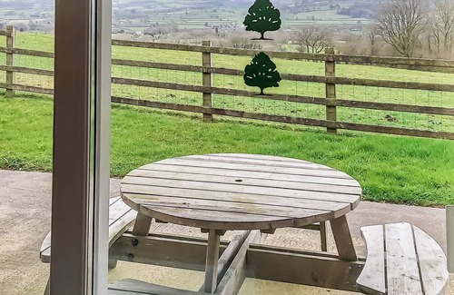 Llandeilo Cottage | 1 bedroom accommodation in Manordeilo, near Llandeilo