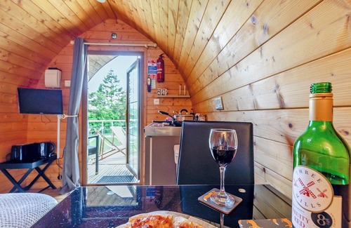 Longnor Cabin | 1 bedroom accommodation in Longnor, Nr. Buxton