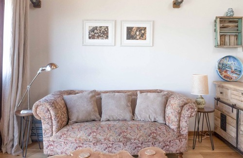 Cowes Cabin | 1 bedroom accommodation in Cowes