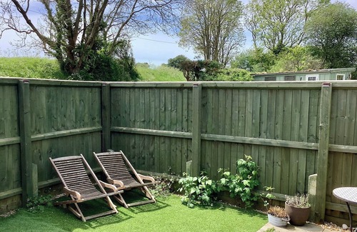 Godshill Cottage | 1 bedroom accommodation in Roud