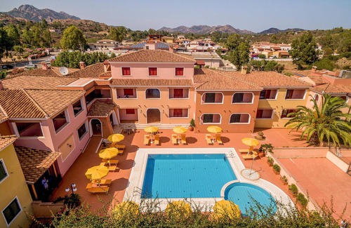 Sos Alinos Apartment | 1 bedroom amazing apartment in Orosei