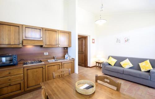 Monteluiano Apartment | 1 Bedroom Amazing Apartment In Gubbio