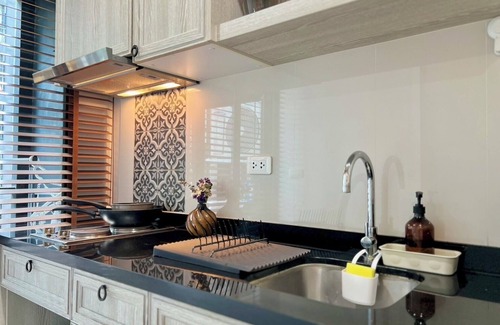 Talat Yai Apartment | 1-bedroom apartment in Phuket town with rooftop pool