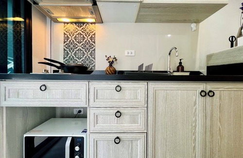 Talat Yai Apartment | 1-bedroom apartment in Phuket town with rooftop pool