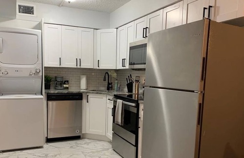 Oakford Park Apartment | 1 Bedroom Apartment (423875) by Houzlet