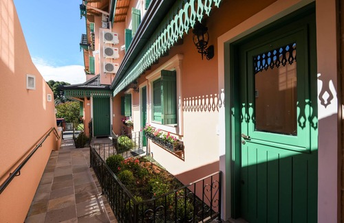 Centro Apartment | 1 Bedroom Apartment - Center of Lawn - WITH BREAKFAST