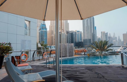 Dubai Marina Apartment | 1 Bedroom Apartment with City View Dubai Marina