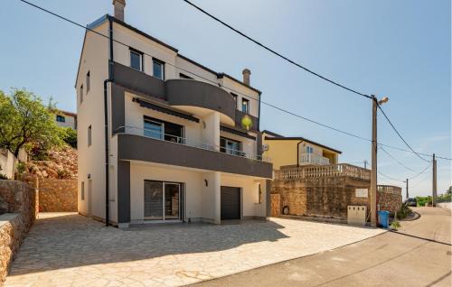 Prizna Apartment | 1 Bedroom Awesome Apartment In Prizna