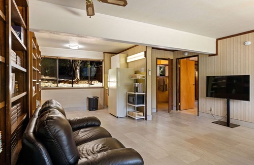 Clear Lake House | 1-Bedroom by the Lake | Pool & Near Wineries