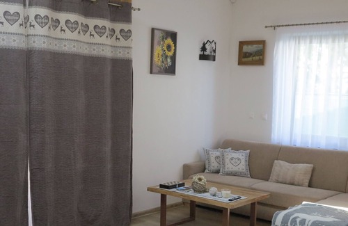 Besenova Cabin | 1 bedroom cabin in beå¡enovã¡