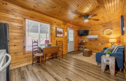 Farmers Cabin | 1-bedroom cabin Near Cave Run Lake and Morehead State University - #5