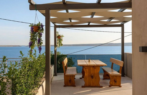 Baric Draga Apartment | 1 bedroom cozy apartment in Baric Draga