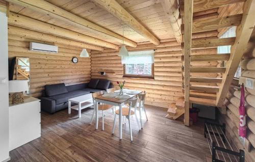 Wrzosowo House | 1 Bedroom Cozy Home In Wrzosowo