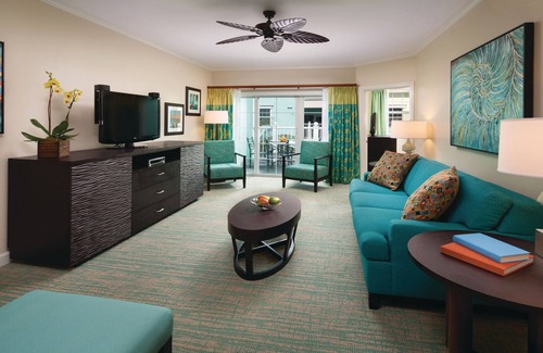 Paradise Island Resort | 1 Bedroom Deluxe - Harborside Resort at Atlantis - Full Resort Access