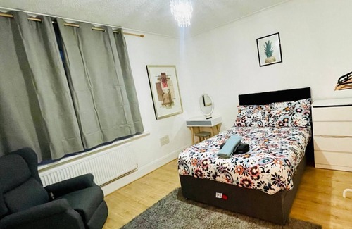 Lewisham Apartment | 1 Bedroom Flat in City Centre