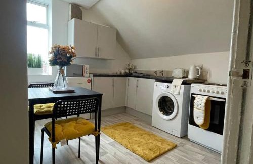 Leeds Apartment | 1 Bedroom flat with En-suite