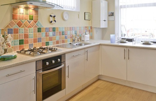 Woodhorn Cottage | 1 bedroom accommodation in Newbiggin-by-the-Sea, near Morpeth