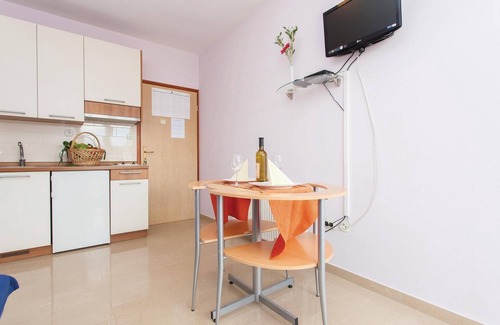 Kornic Apartment | 1 bedroom gorgeous apartment in Kornic