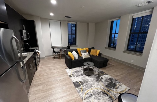 Downtown Baltimore Apartment | 1 Bedroom Harbor View
