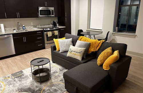 Downtown Baltimore Apartment | 1 Bedroom Harbor View