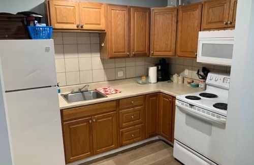 Westlake House | 1 bedroom house- personal driveway/yardn