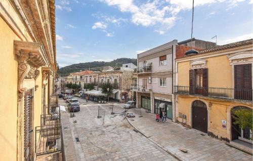 Chiaramonte Gulfi Apartment | 1 Bedroom Lovely Apartment In Chiaramonte Gulfi