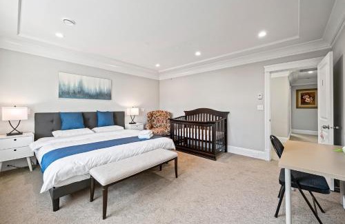 Marpole House | 1 Bedroom Luxury Retreat in Prime Vancouver
