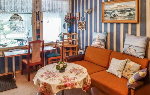 Loissin House | 1 Bedroom Ocean Front Home In Loissin