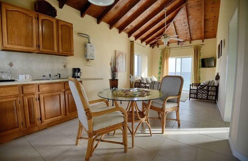 Cat Island Villa | 1 Bedroom Ocean View, Shell Shack Eco friendly cottage