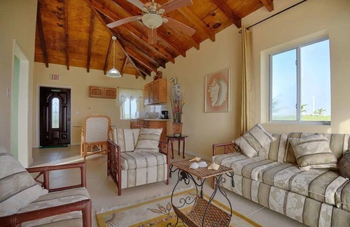 Cat Island Villa | 1 Bedroom Ocean View, Shell Shack Eco friendly cottage