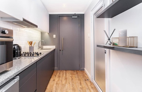 Cape Town City Centre Apartment | 1 Bedroom stay at the Alberts in Woodstock
