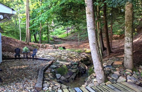 Weaverville Cottage | 1 Bedroom Studio Cottage Base Camp For Adventure