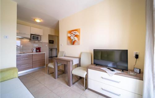 Lopar Apartment | 1 Bedroom Stunning Apartment In Rab