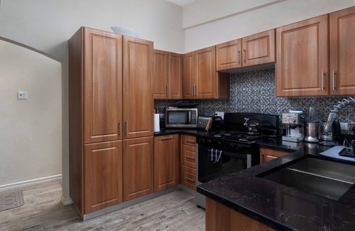 Sunset Crest Villa | 1 Bedroom Villa Oasis w/Pool in Holetown - Down the Hill
