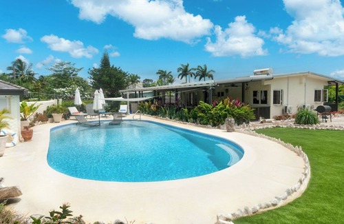 Sunset Crest Villa | 1 Bedroom Villa Oasis w/Pool in Holetown - Down the Hill