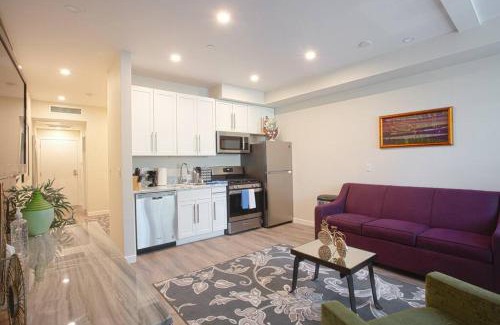 Bankers Hill Apartment | 1-Bedroom with Cali King Size Bed in San Diego