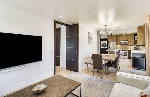 Indialantic House | 1 Block to Beach & Eats: Modern Indialantic Apt