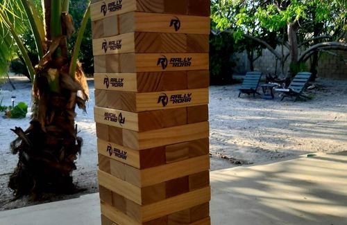 Isla Holbox House | 1 block to the beach, kitchen, smart tv, starlink wi-fi, calm, relaxing